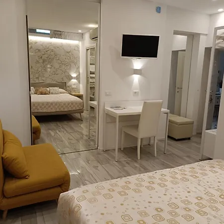 فندق مبيت وإفطار Portanuova فاستو