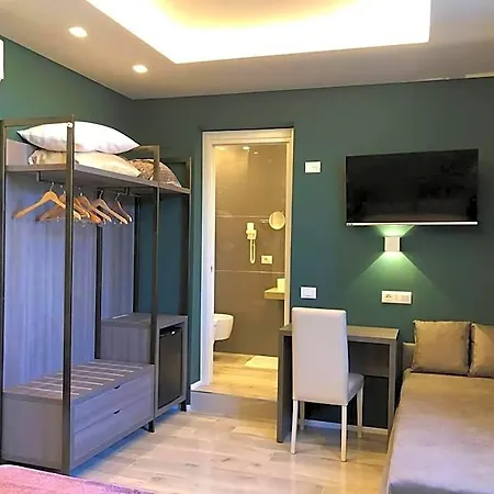 Portanuova 3*
