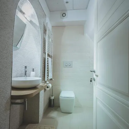 Portanuova 3*
